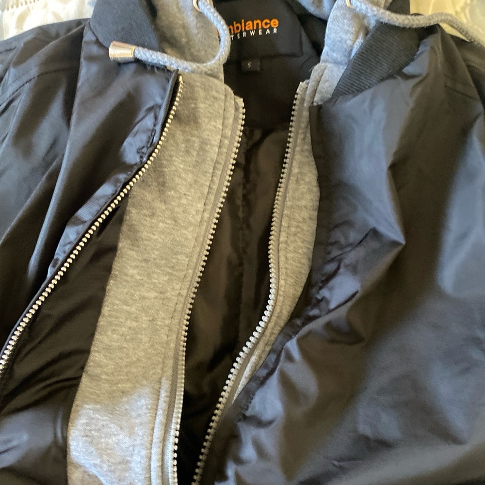 Two-Layered Jacket - Picture 4 of 4